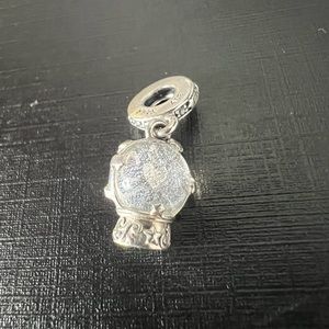 2021 Pandora moments snow globe